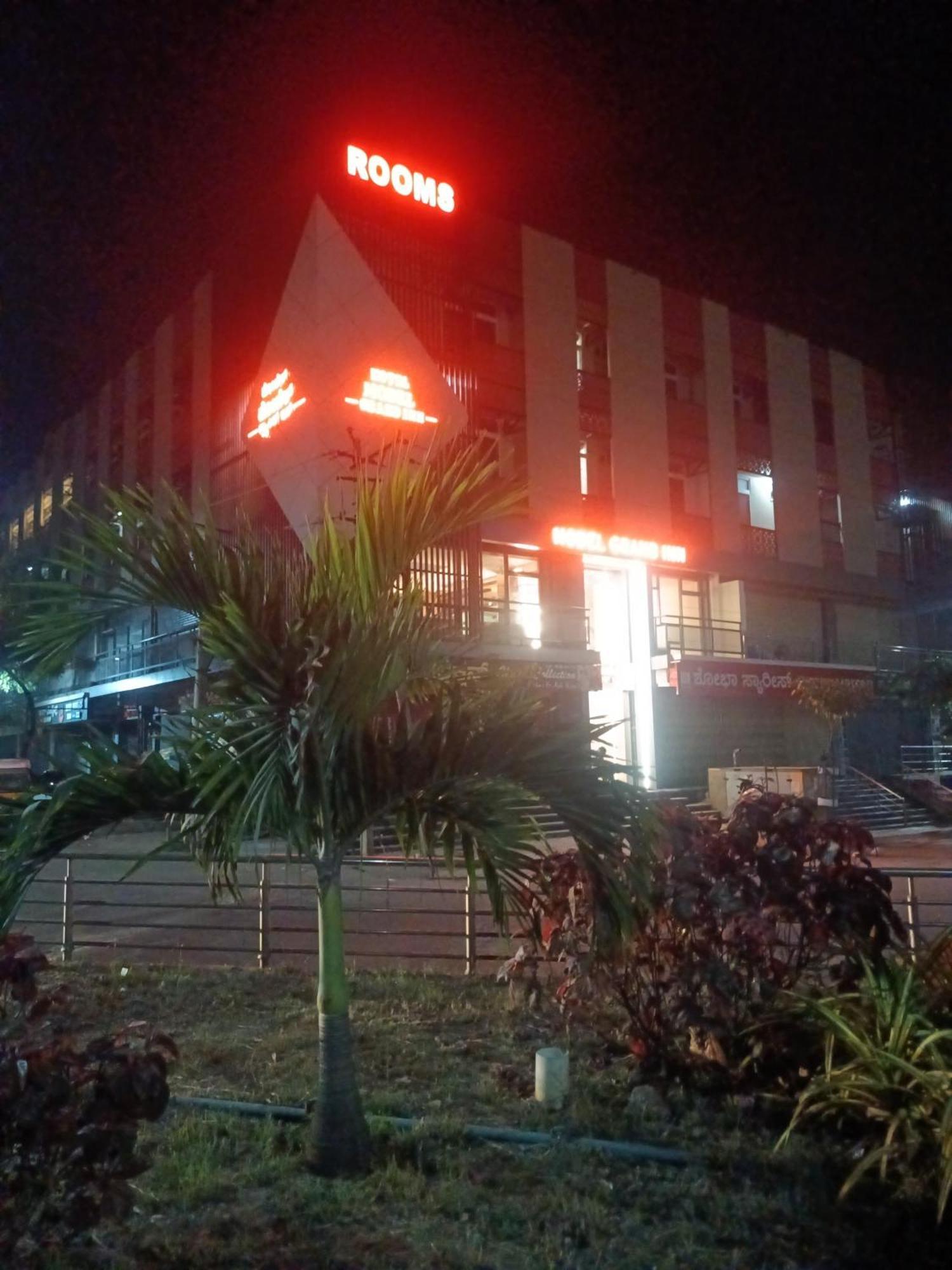 Model Grand Inn Bellary Exterior foto